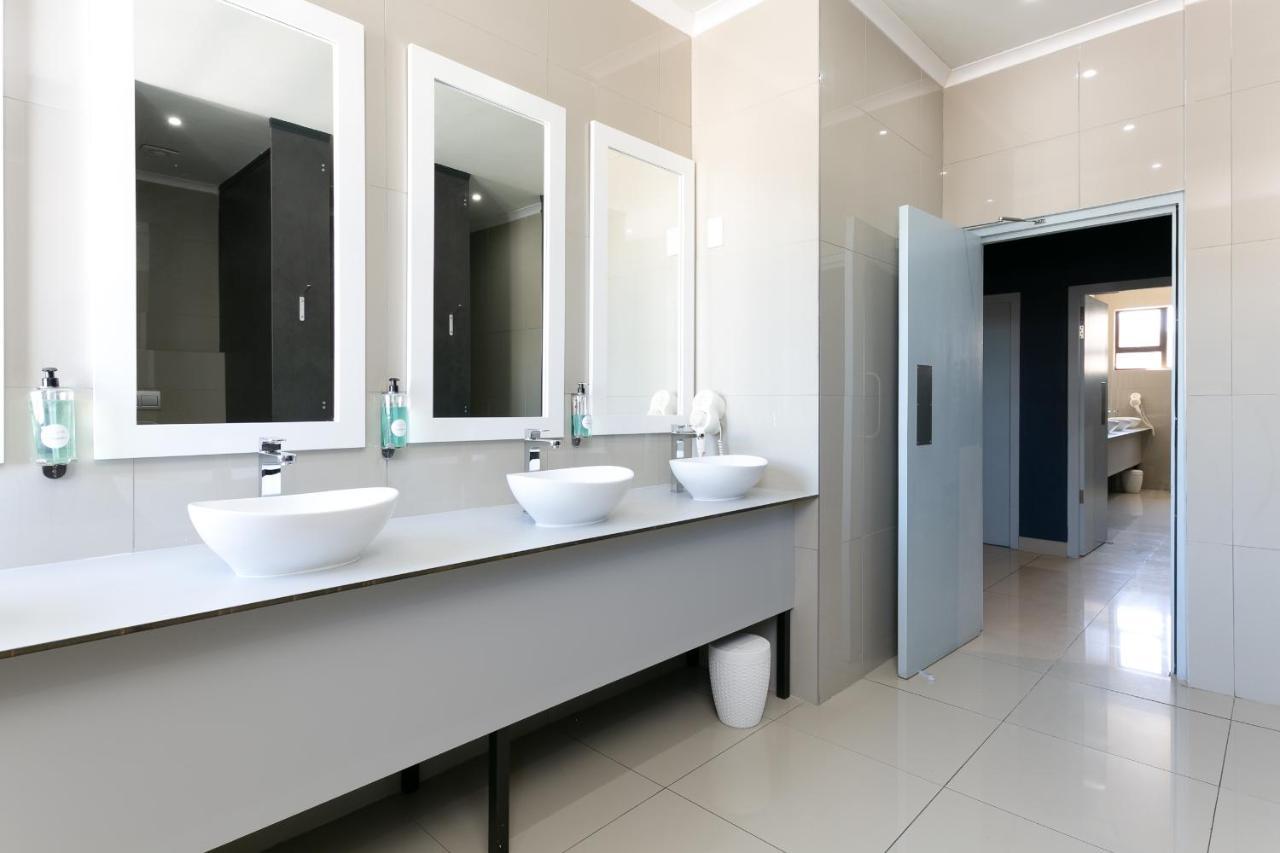 Zzzone Boutique Hostel Hermanus Ngoại thất bức ảnh